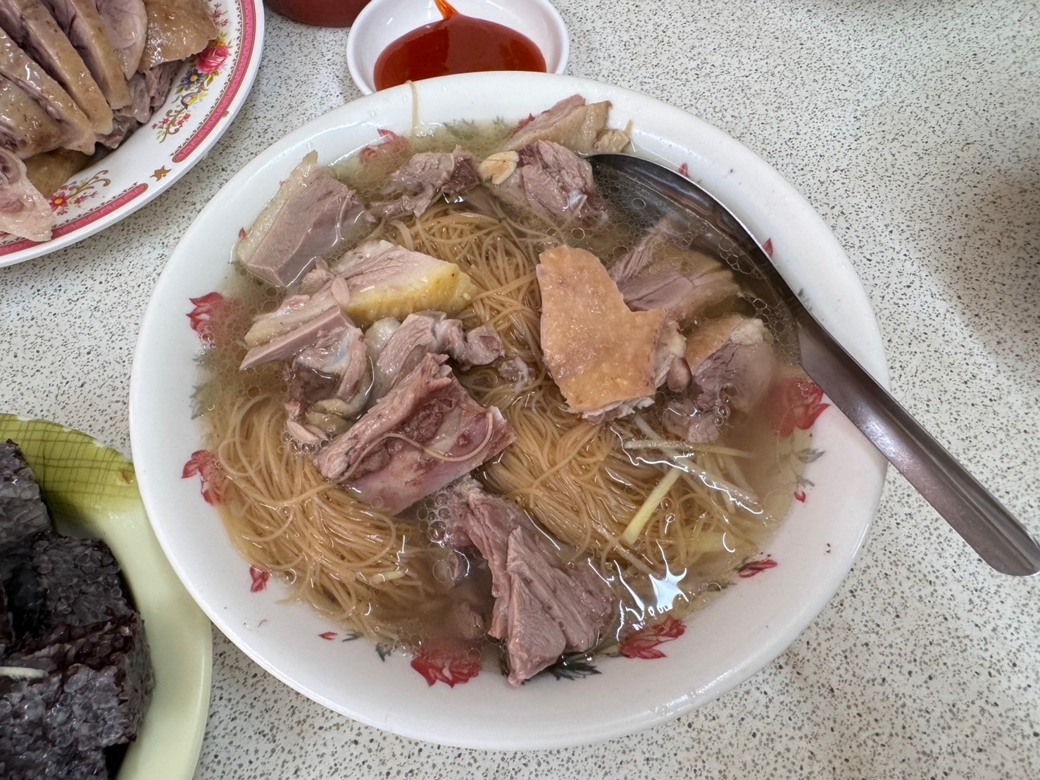 |食記-雲林縣土庫鎮|土庫老店當歸鴨肉麵線|飄香一甲子的在地風味,從小跟著我阿娘來這邊吃,回台北會一直想念的那種味道! - 第10張圖 |食記-雲林縣土庫鎮|土庫老店當歸鴨肉麵線|飄香一甲子的在地風味,從小跟著我阿娘來這邊吃,回台北會一直想念的那種味道!