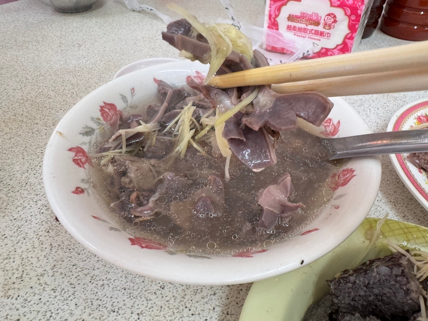 |食記-雲林縣土庫鎮|土庫老店當歸鴨肉麵線|飄香一甲子的在地風味,從小跟著我阿娘來這邊吃,回台北會一直想念的那種味道! - 第18張圖 |食記-雲林縣土庫鎮|土庫老店當歸鴨肉麵線|飄香一甲子的在地風味,從小跟著我阿娘來這邊吃,回台北會一直想念的那種味道!