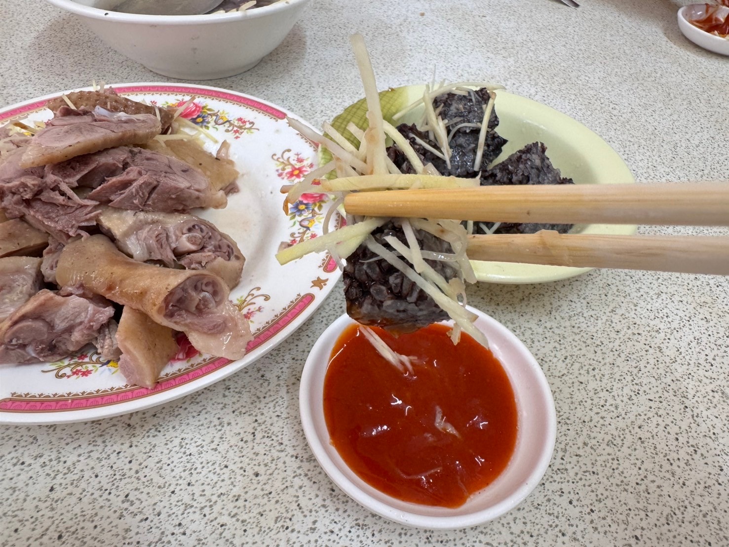|食記-雲林縣土庫鎮|土庫老店當歸鴨肉麵線|飄香一甲子的在地風味,從小跟著我阿娘來這邊吃,回台北會一直想念的那種味道! - 第15張圖 |食記-雲林縣土庫鎮|土庫老店當歸鴨肉麵線|飄香一甲子的在地風味,從小跟著我阿娘來這邊吃,回台北會一直想念的那種味道!