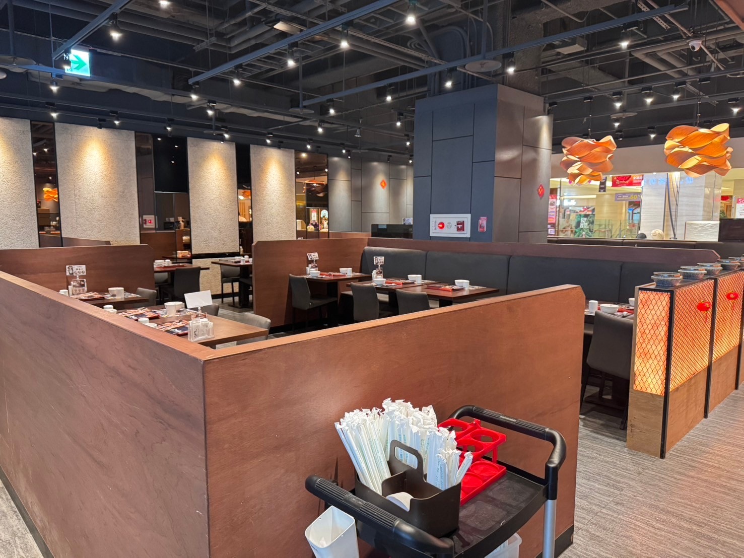 ｜食記-台北市信義區｜涓豆腐(統一時代店)｜集結傳統與創意的韓式料理，環境舒適服務好，異國料理聚餐好選擇~