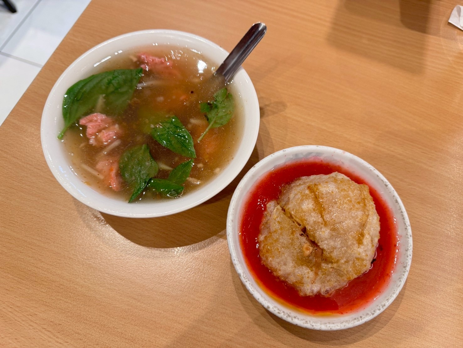 |食記-台北市萬華區|川業肉圓|龍山寺百年肉圓老店,酥炸肉圓大顆紅糟內餡飽滿料多,有到附近可以來吃一下喔~ - 第8張圖 |食記-台北市萬華區|川業肉圓|龍山寺百年肉圓老店,酥炸肉圓大顆紅糟內餡飽滿料多,有到附近可以來吃一下喔~