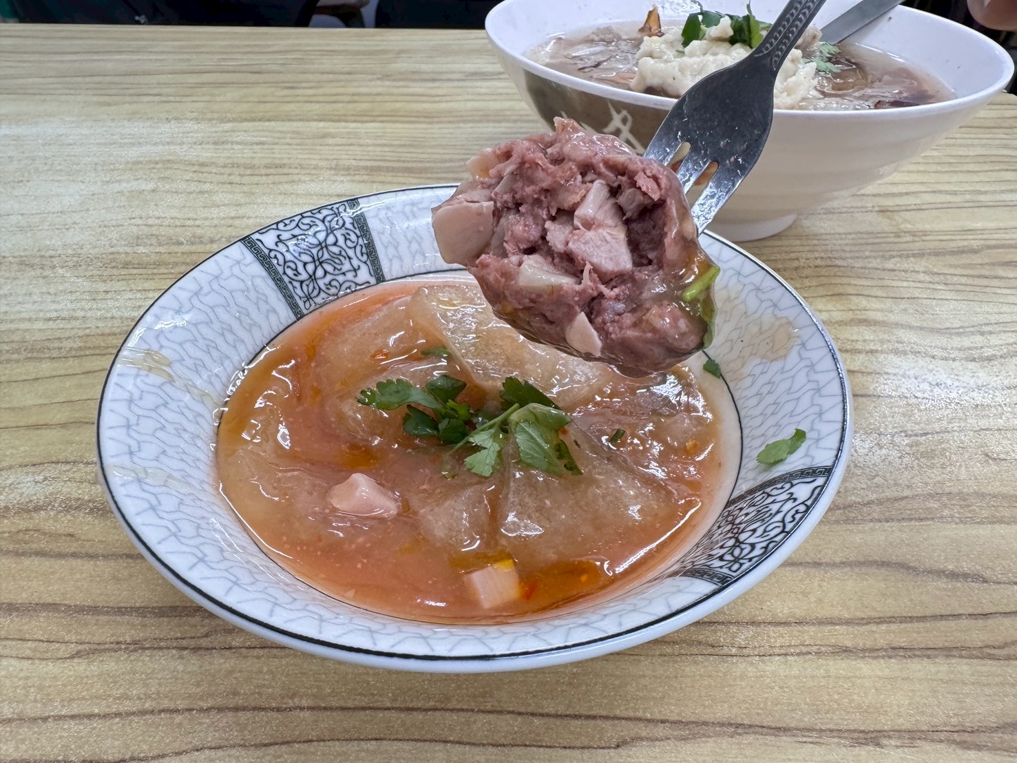 ｜食記-台北市中山區｜大直肉圓｜大直捷運附近肉圓老店，皮Q餡料飽滿醬美味，還有羹湯及麵線可以選擇喔~