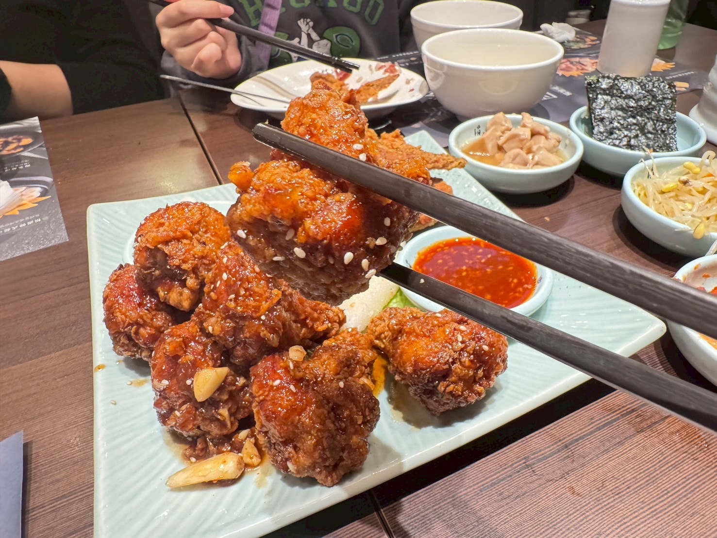 ｜食記-台北市信義區｜涓豆腐(統一時代店)｜集結傳統與創意的韓式料理，環境舒適服務好，異國料理聚餐好選擇~