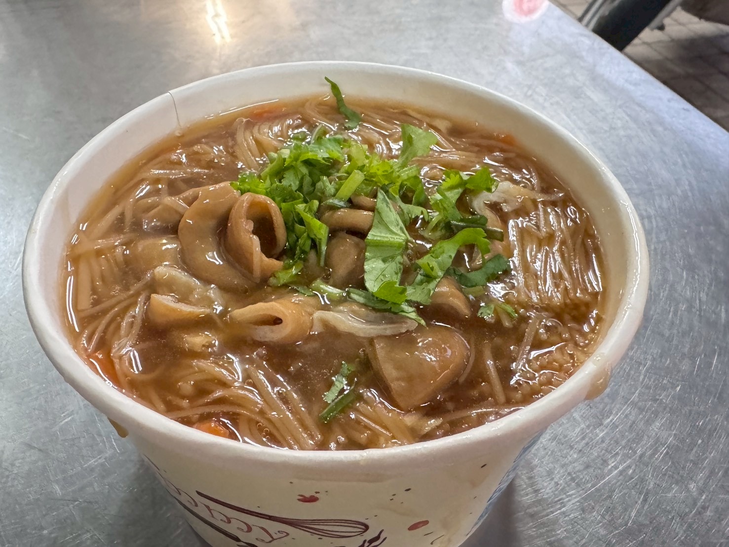 |食記-台北市北投區|豐年公園口大腸麵線|北投站人氣麵線攤車,麵線美味還加了蘿蔔絲及豆皮絲口味獨特,來捧場的幾乎都是在地人~ - 第8張圖 |食記-台北市北投區|豐年公園口大腸麵線|北投站人氣麵線攤車,麵線美味還加了蘿蔔絲及豆皮絲口味獨特,來捧場的幾乎都是在地人~