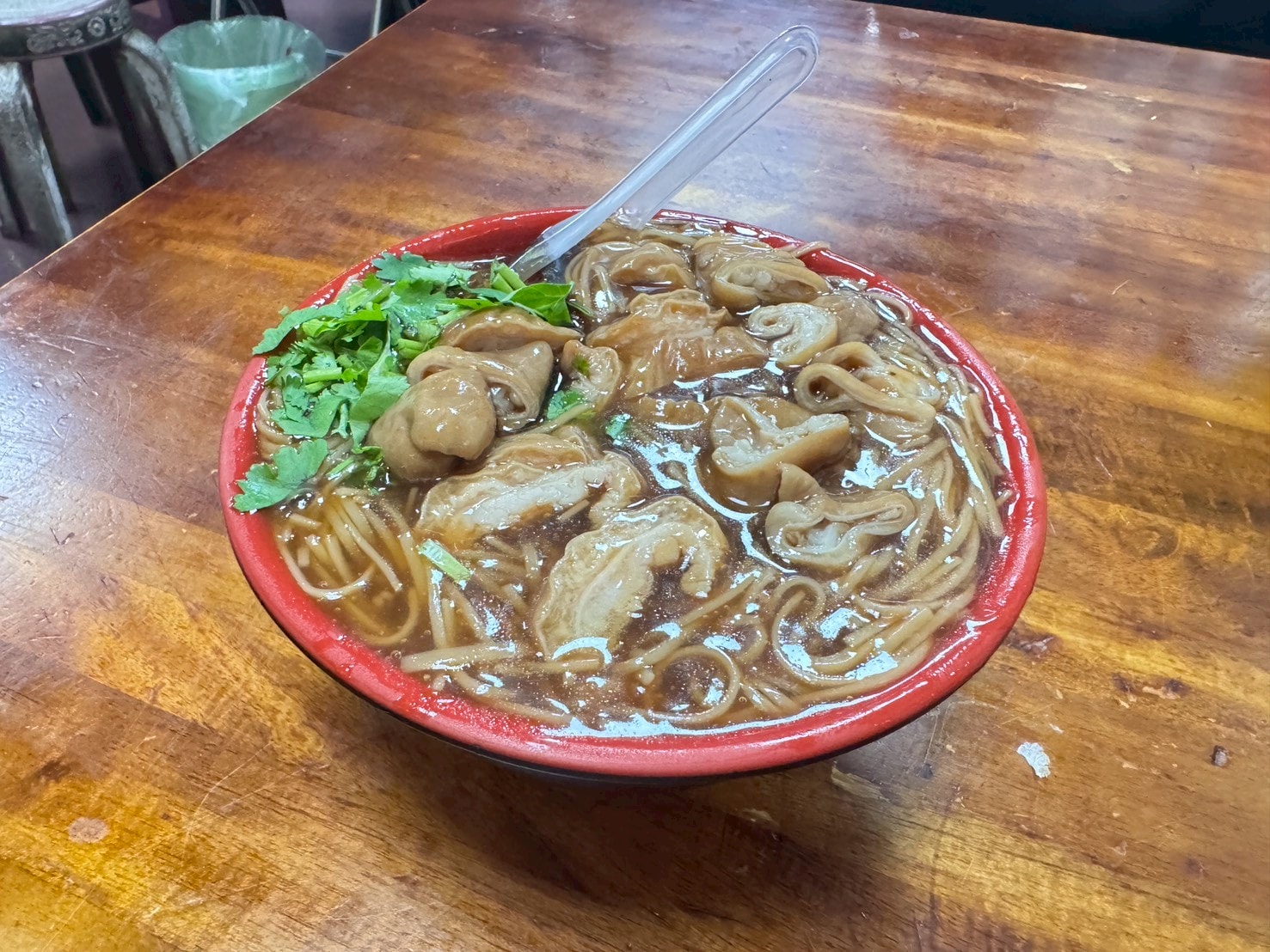 |食記-新北市三重區|阿倍麵線|三重人氣大腸麵線!重口味麵線加上軟中帶嚼勁的滷透大腸,麵線控可以來試試看! - 第19張圖 |食記-新北市三重區|阿倍麵線|三重人氣大腸麵線!重口味麵線加上軟中帶嚼勁的滷透大腸,麵線控可以來試試看!