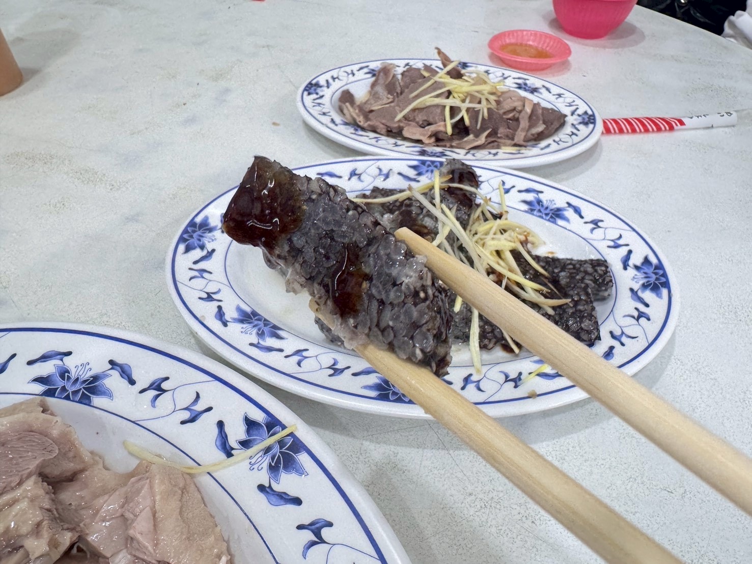 ｜食記-嘉義縣民雄鄉｜正宗民雄鵝肉亭｜估狗破萬評價真的不是灌水的！鵝肉大盤鮮嫩又多汁，隨意點都好吃又平價！