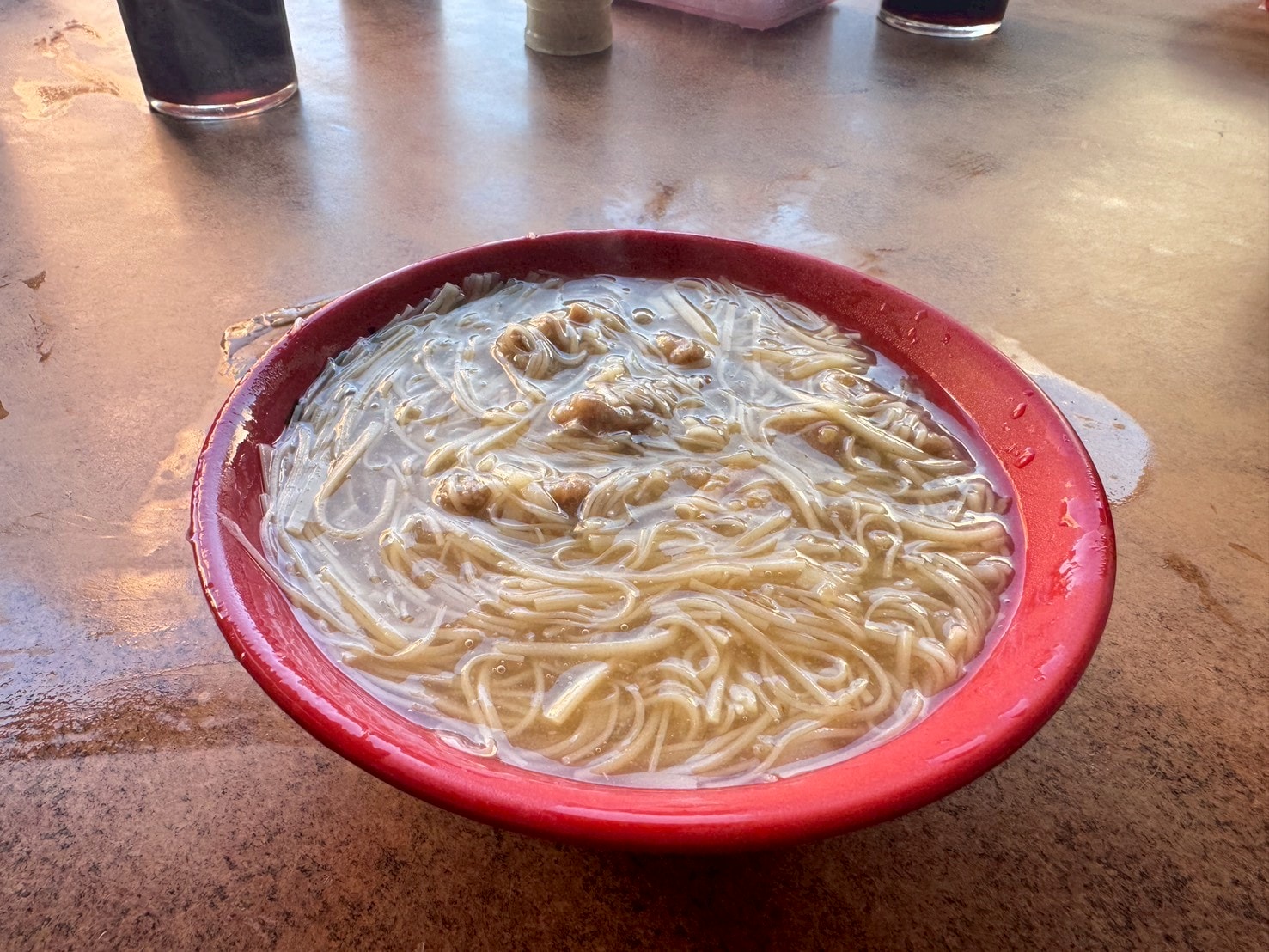 ｜食記-彰化縣鹿港鎮｜王罔麵線糊｜鹿港老街百年麵線糊，麵線糊清甜順口，人潮與人氣不墜的人氣老店~