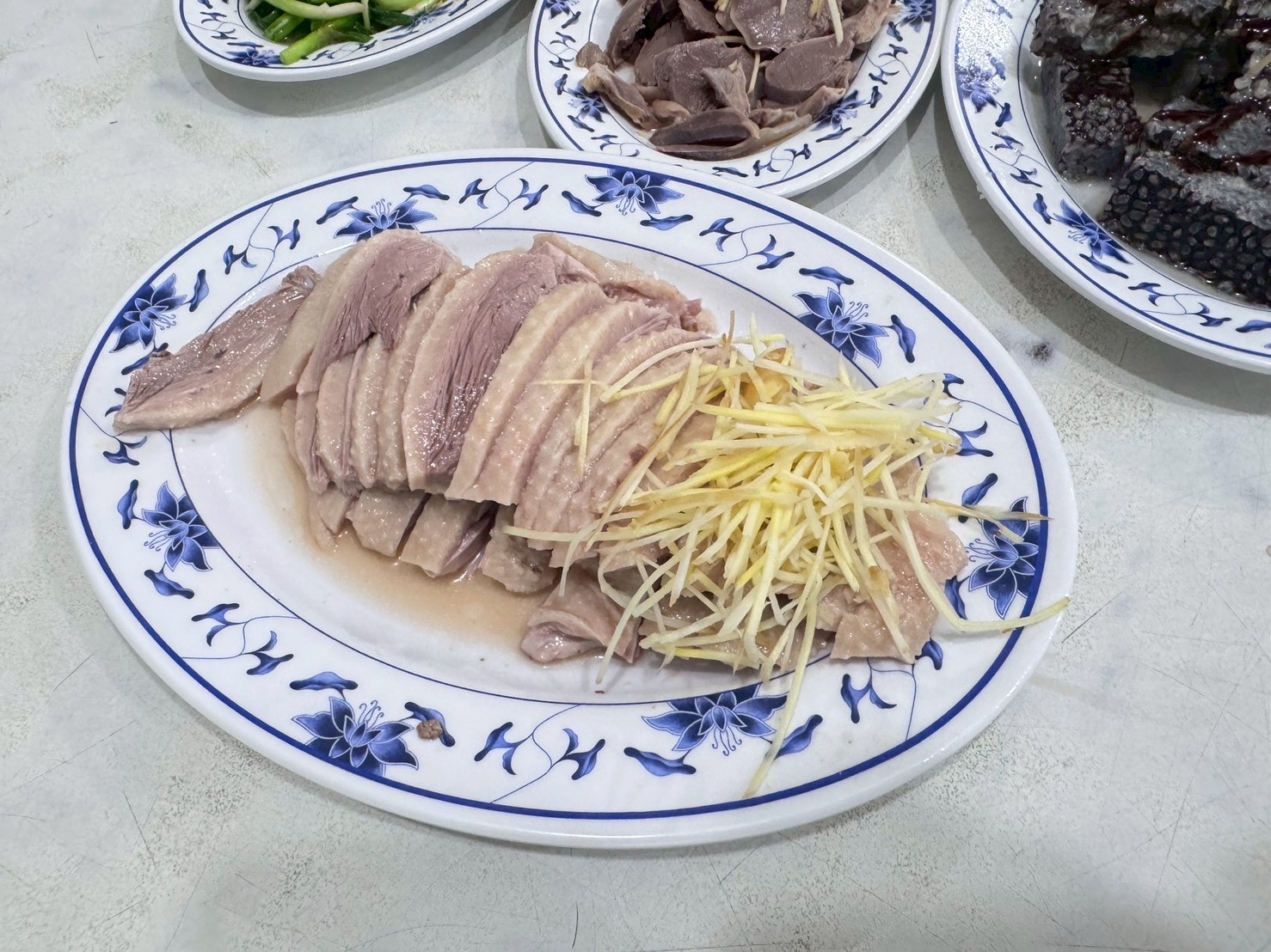 ｜食記-嘉義縣民雄鄉｜正宗民雄鵝肉亭｜估狗破萬評價真的不是灌水的！鵝肉大盤鮮嫩又多汁，隨意點都好吃又平價！