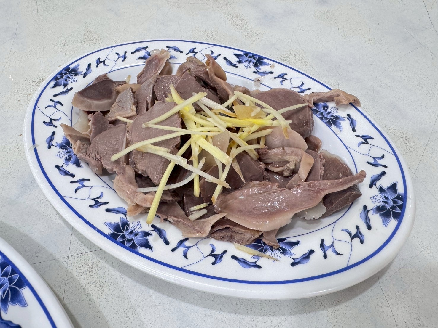 ｜食記-嘉義縣民雄鄉｜正宗民雄鵝肉亭｜估狗破萬評價真的不是灌水的！鵝肉大盤鮮嫩又多汁，隨意點都好吃又平價！