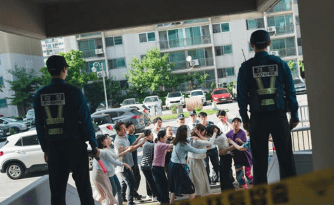 |韓劇劇透分享|主婦偵探社|平凡的主婦們攜手打擊犯罪,劇情懸疑推理又帶點趣味,比預料中的好看的劇 - 第9張圖 |韓劇劇透分享|主婦偵探社|平凡的主婦們攜手打擊犯罪,劇情懸疑推理又帶點趣味,比預料中的好看的劇