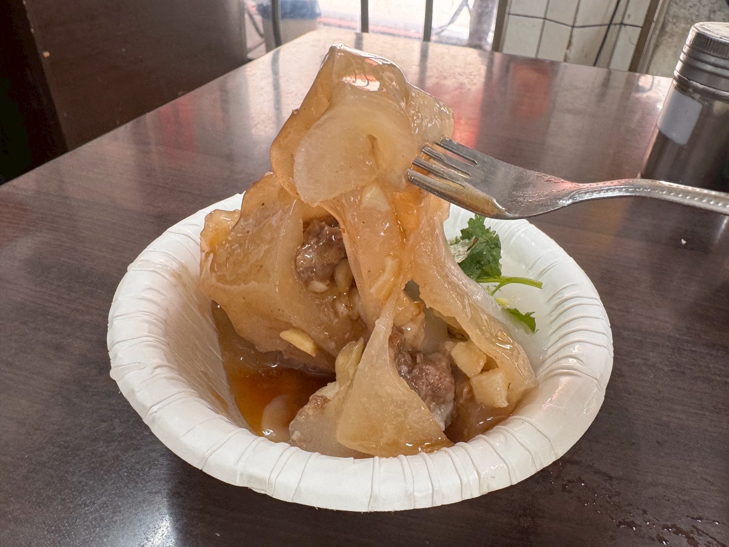 |食記-台北市大同區|碗粿之家|古早味碗粿老店,純米製作加上豐富配料,想吃幾碗自己拿連醬料都自己調,自由度十足~ - 第17張圖 |食記-台北市大同區|碗粿之家|古早味碗粿老店,純米製作加上豐富配料,想吃幾碗自己拿連醬料都自己調,自由度十足~