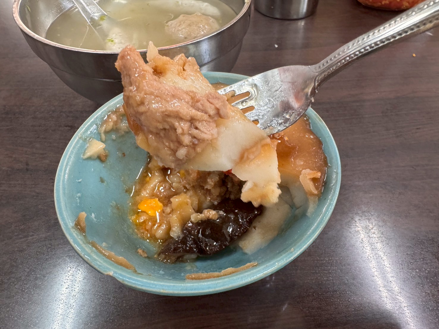 |食記-台北市大同區|碗粿之家|古早味碗粿老店,純米製作加上豐富配料,想吃幾碗自己拿連醬料都自己調,自由度十足~ - 第10張圖 |食記-台北市大同區|碗粿之家|古早味碗粿老店,純米製作加上豐富配料,想吃幾碗自己拿連醬料都自己調,自由度十足~
