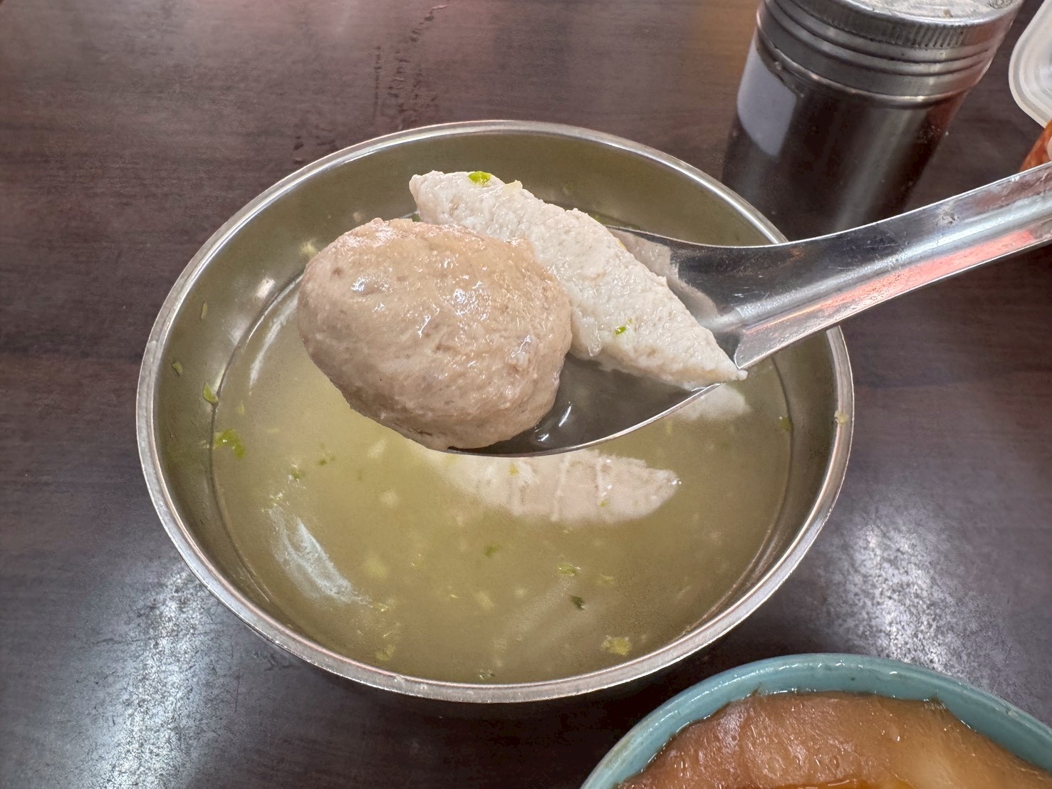 |食記-台北市大同區|碗粿之家|古早味碗粿老店,純米製作加上豐富配料,想吃幾碗自己拿連醬料都自己調,自由度十足~ - 第14張圖 |食記-台北市大同區|碗粿之家|古早味碗粿老店,純米製作加上豐富配料,想吃幾碗自己拿連醬料都自己調,自由度十足~