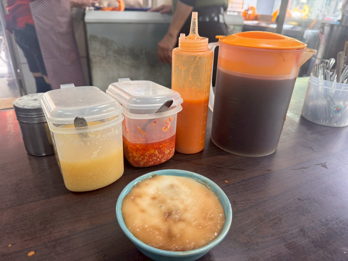 |食記-台北市大同區|碗粿之家|古早味碗粿老店,純米製作加上豐富配料,想吃幾碗自己拿連醬料都自己調,自由度十足~ - 第6張圖 |食記-台北市大同區|碗粿之家|古早味碗粿老店,純米製作加上豐富配料,想吃幾碗自己拿連醬料都自己調,自由度十足~