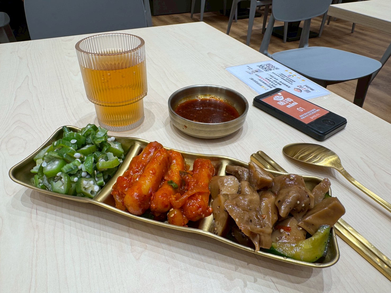 食記-台北市中正區|暖韓mini韓式拌飯專門店|不用湊人數!一個人也能吃的韓式料理~ - 第11張圖 食記-台北市中正區|暖韓mini韓式拌飯專門店|不用湊人數!一個人也能吃的韓式料理~