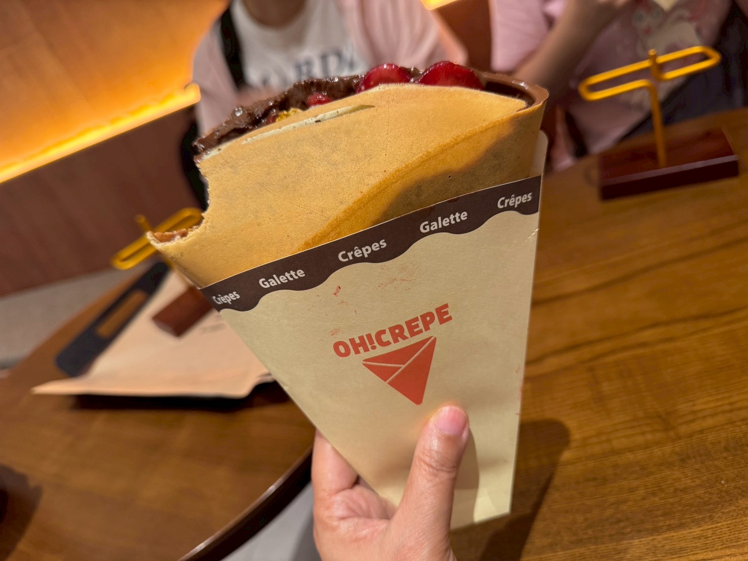 ｜食記-韓國釜山(海雲台)｜오크레페 OH!CREPE｜餡料豐富精緻的法式可麗餅，觀光客不多好像都在地人在買的美味可麗餅~