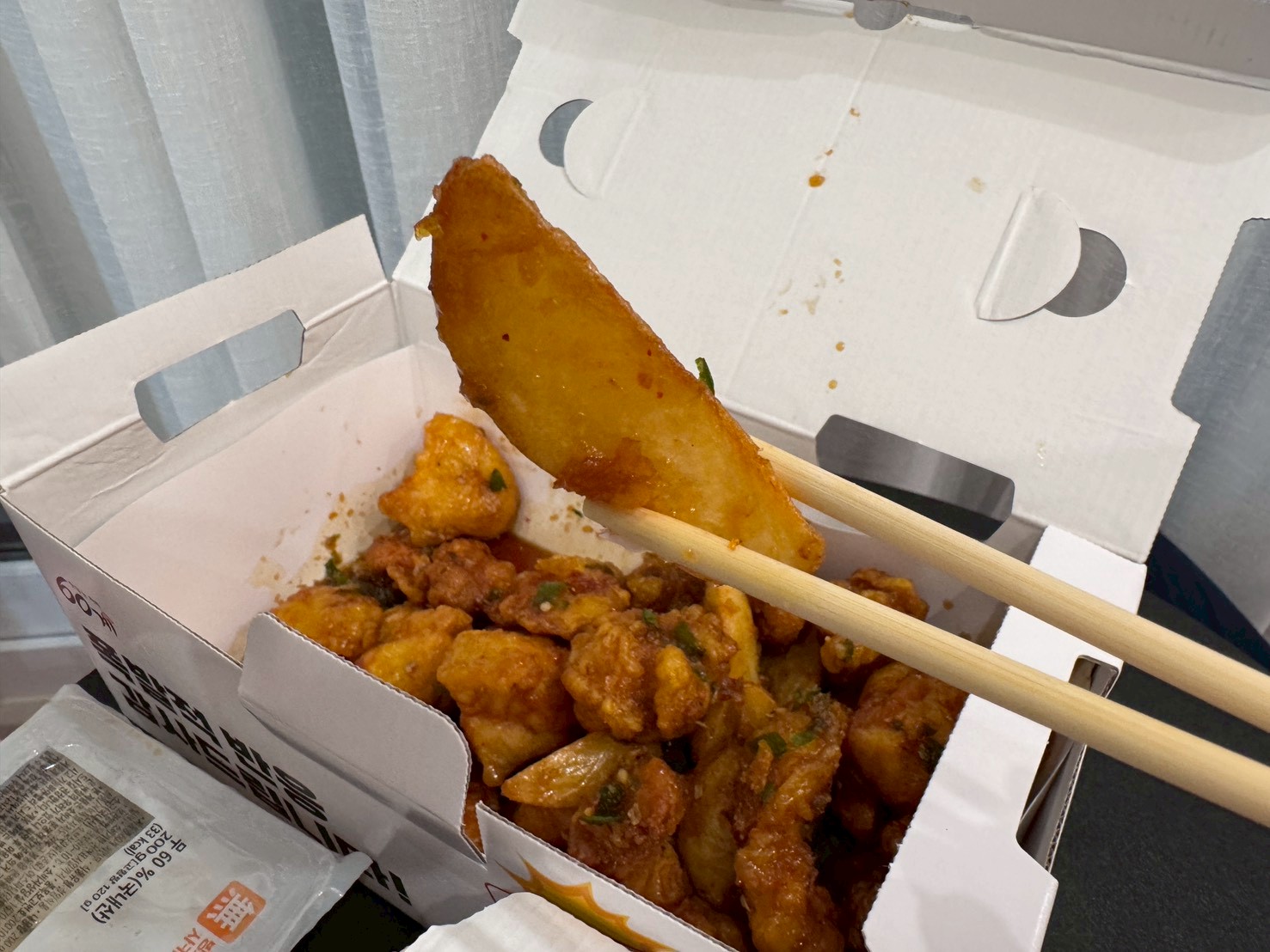 |食記-韓國釜山(海雲台)|60계치킨 해운대점60炸雞|小巷內的人氣炸雞店,酥香的原味加上甜辣的辣味,讓大人小孩都很滿意喔~ - 第10張圖 |食記-韓國釜山(海雲台)|60계치킨 해운대점60炸雞|小巷內的人氣炸雞店,酥香的原味加上甜辣的辣味,讓大人小孩都很滿意喔~