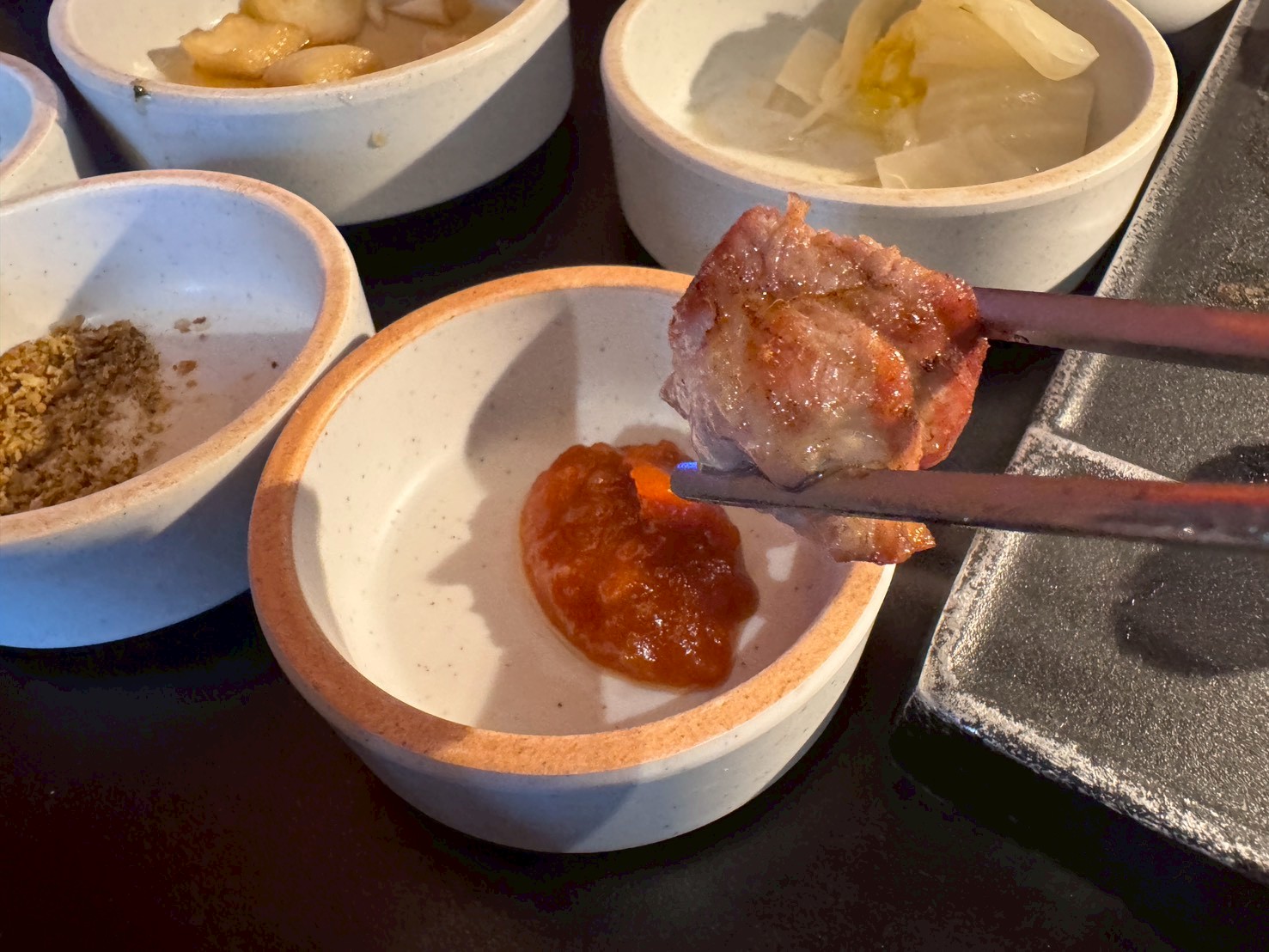 |食記-韓國釜山(海雲台)|광안목 해운대점廣安木|海雲台精緻烤肉店,肉品札實新鮮無腥味,環境跟桌邊服務都很棒的餐廳! - 第18張圖 |食記-韓國釜山(海雲台)|광안목 해운대점廣安木|海雲台精緻烤肉店,肉品札實新鮮無腥味,環境跟桌邊服務都很棒的餐廳!