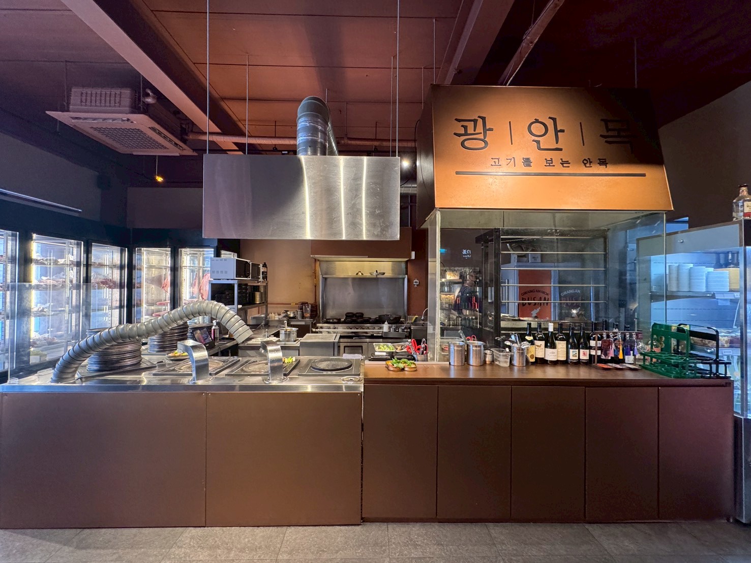 |食記-韓國釜山(海雲台)|광안목 해운대점廣安木|海雲台精緻烤肉店,肉品札實新鮮無腥味,環境跟桌邊服務都很棒的餐廳! - 第25張圖 |食記-韓國釜山(海雲台)|광안목 해운대점廣安木|海雲台精緻烤肉店,肉品札實新鮮無腥味,環境跟桌邊服務都很棒的餐廳!