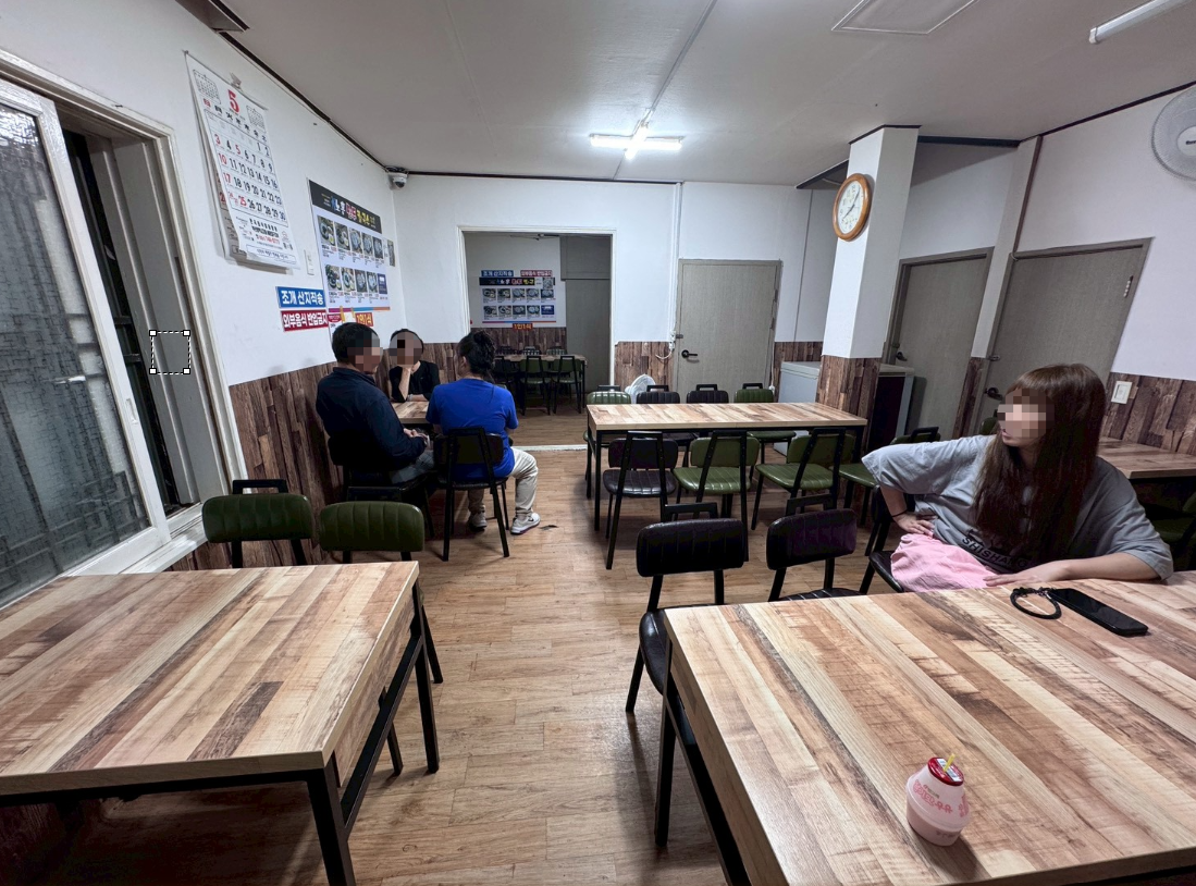 ｜食記-韓國釜山｜手工餃海鮮刀削麵(海雲台)｜手工餃味道可以，海鮮刀削麵完全不行，希望大家不要踩到雷啊~