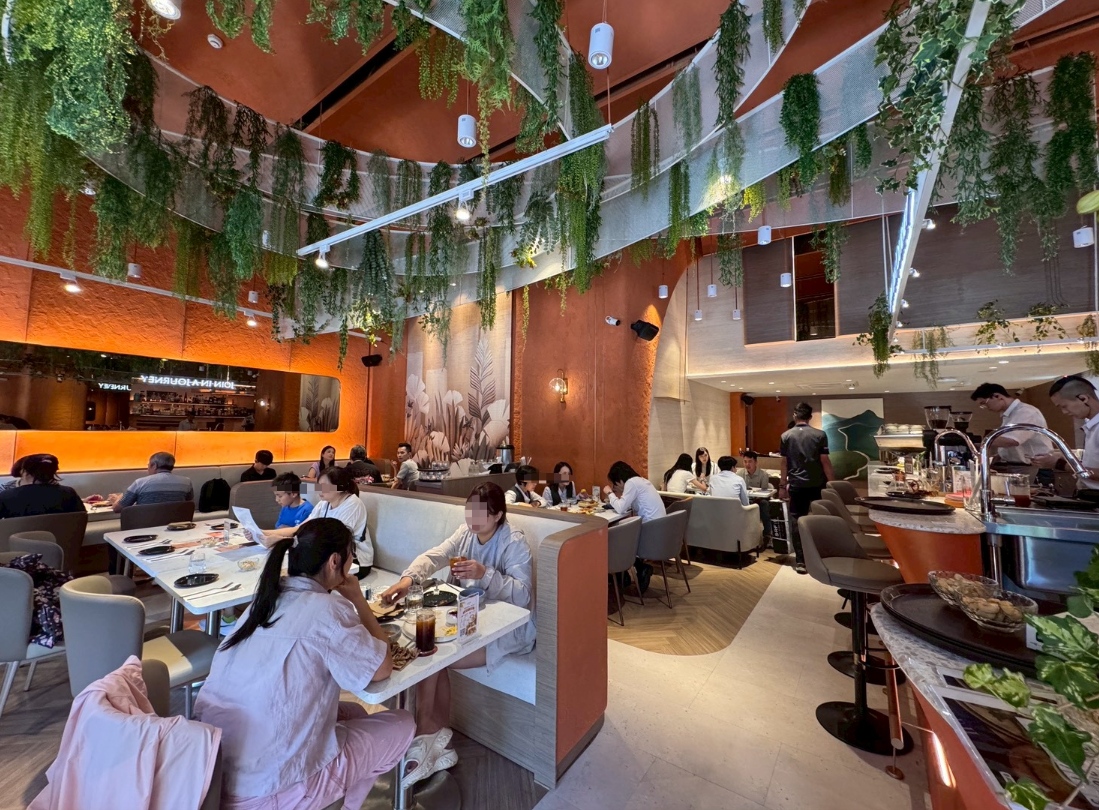 ｜食記-新北市新莊區｜JOINN Cafe & Bar｜新開幕！號稱新莊最美餐酒館試營運，明亮高挑空間環境舒適，餐點風味及份量還需要再調整~